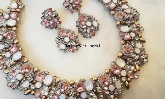 Joyalukkas Jewellery  Suchitra